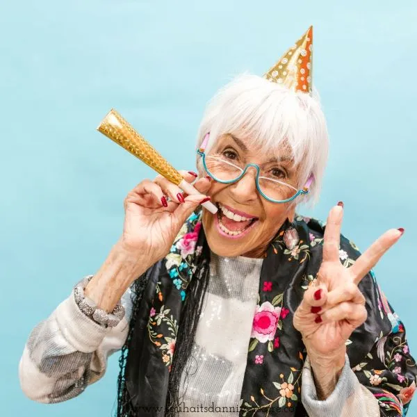 Une grand-mère fête son 70e anniversaire de façon moderne